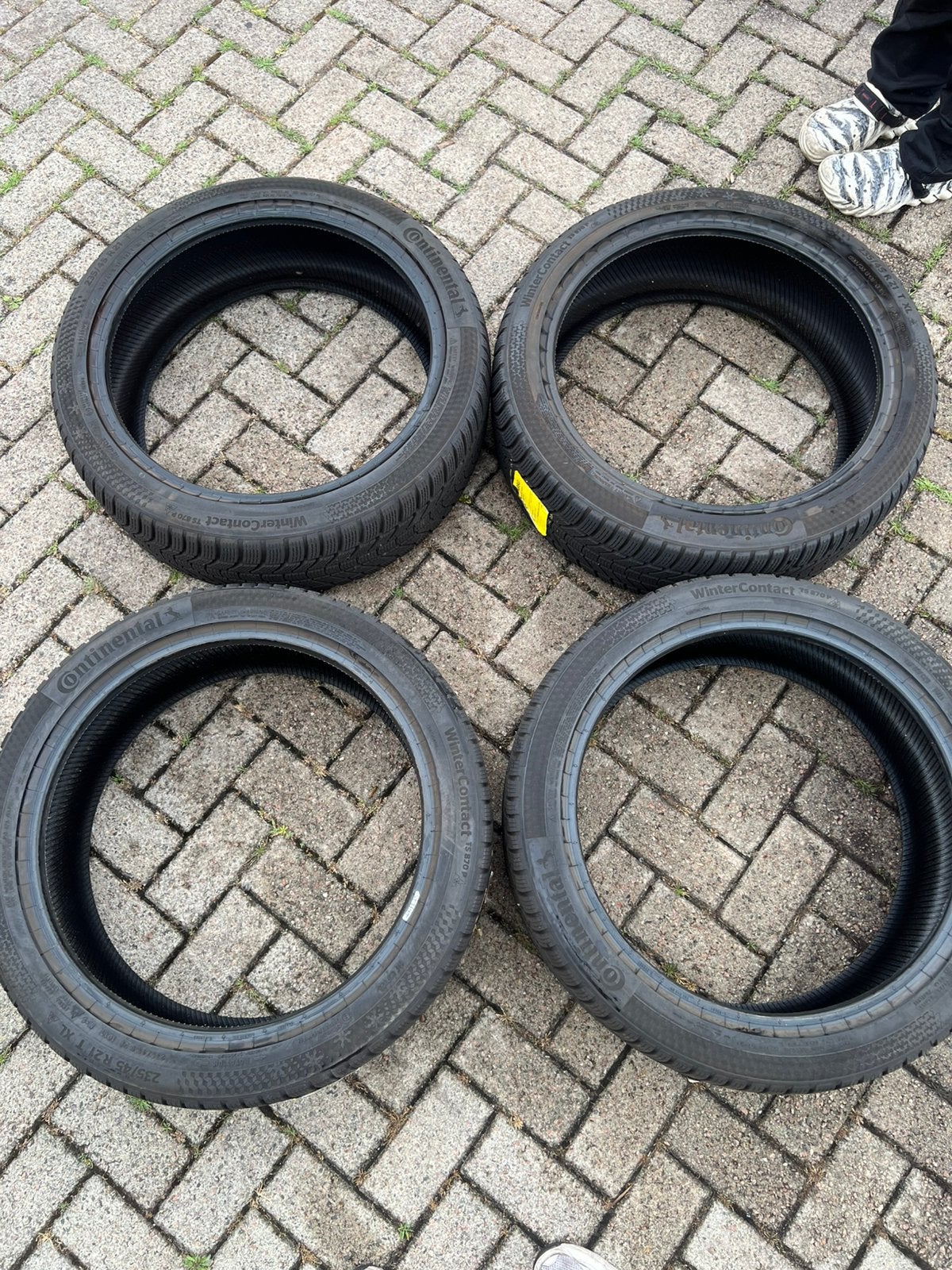 235/45/21 Continental WinterContact, Auto-onderdelen, Banden en Velgen, Ophalen, Gebruikt, 235 mm, Band(en)