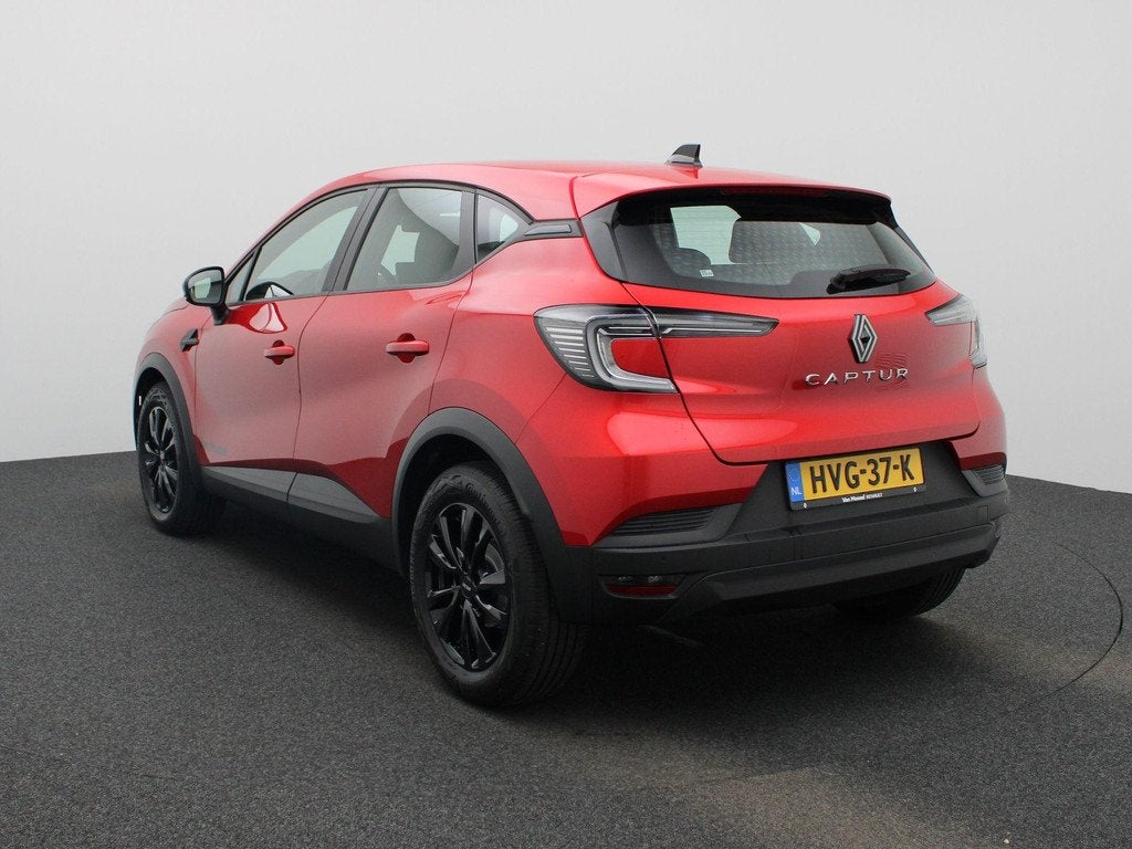 Renault Captur 1.3 mild hybrid 160 evolution | Pack Winter |, Stof, Euro 6, 4 cilinders, 1333 cc