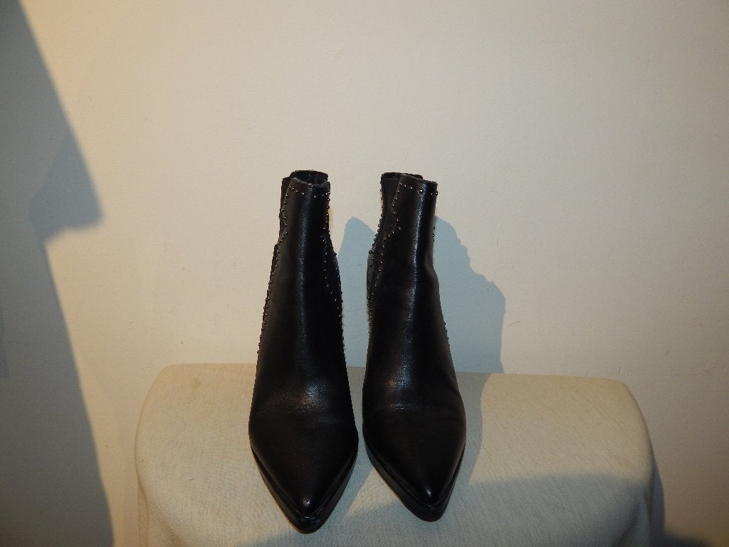 Lola Cruz leren laarzen ster studs zijkant punt neus 38, Kleding | Dames, Schoenen, Lola Cruz, Zwart, Lage of Enkellaarzen, Ophalen of Verzenden