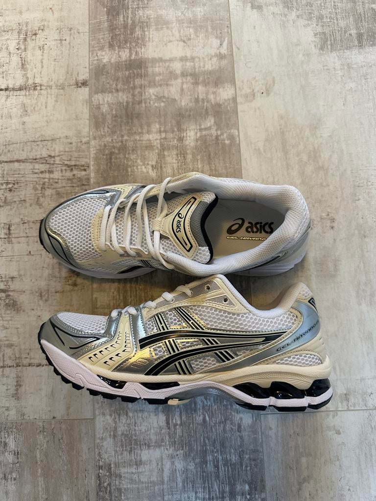 Asics Gel-Kayano 14 - Maat 45, Wit, Ophalen of Verzenden, Sneakers of Gympen, Zo goed als nieuw