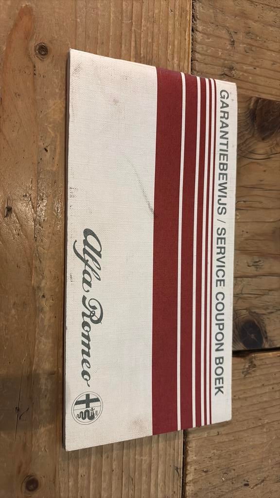 AR onderhoudsboekje Alfa 33, Auto diversen, Ophalen of Verzenden