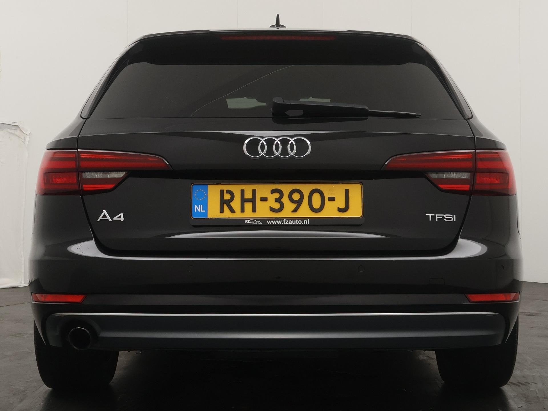 Foto 5 van Audi A4 Avant 1.4 TFSI Sport Lease Edition Automaat - Naviga