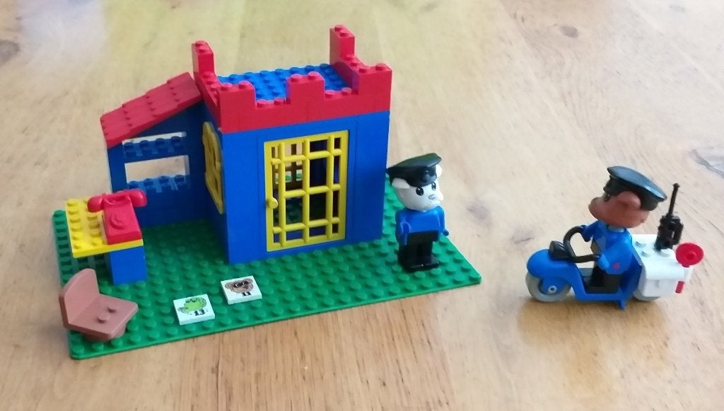 Fabuland Politiebureau 3664, Ophalen, Gebruikt, Complete set
