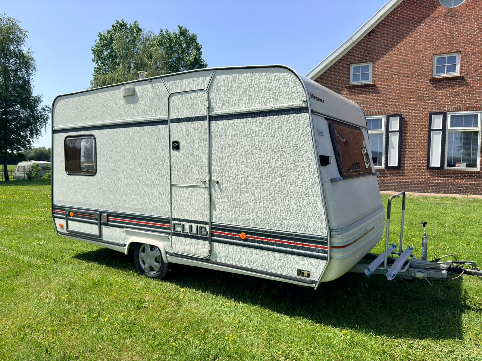 Buerstner club caravan | Voortent + Luifel., Caravans en Kamperen, Caravans, Koelkast, Bedrijf, Treinzit, Bürstner