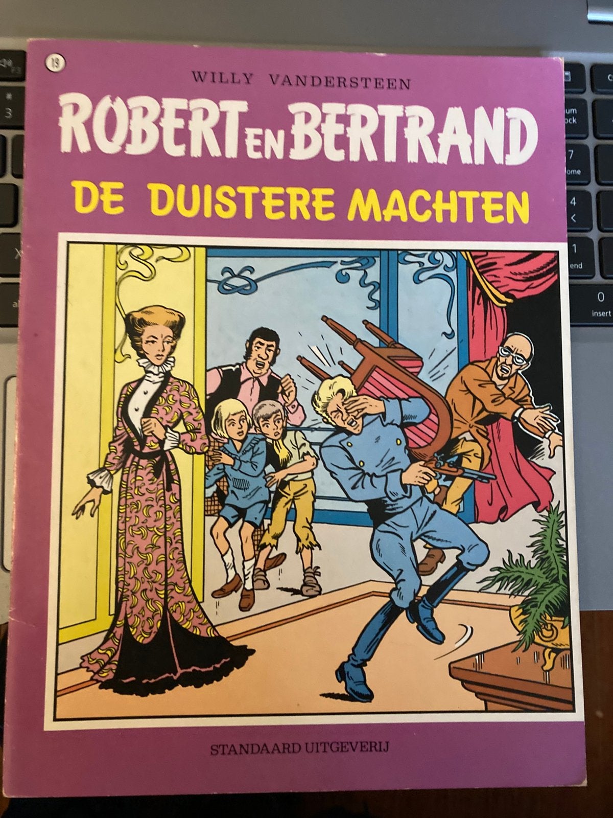 ROBERT en BERTRAND - 2 Delen - 1e druk, Gelezen, Willy Vandersteen, Ophalen of Verzenden, Meerdere stripboeken