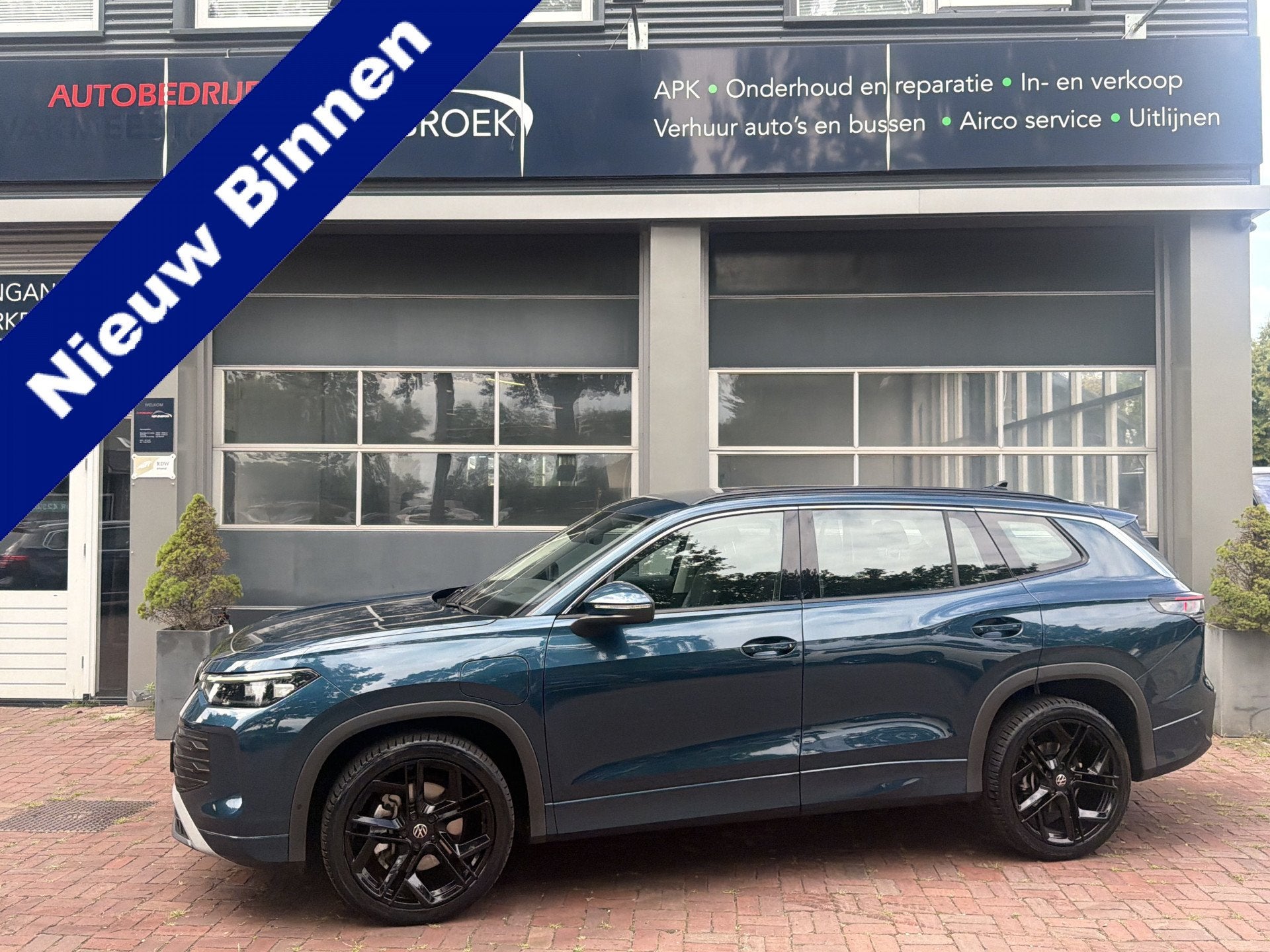 Volkswagen Tayron 1.5 eHybrid Life Edition Plug-in Hybride |, Auto's, Stof, 4 cilinders, Blauw, Bedrijf