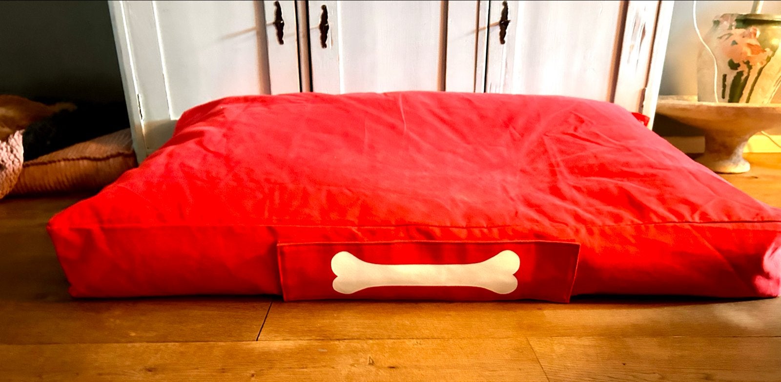 Nieuw Fatboy rood hondenkussen 130x80, Ophalen, Nieuw