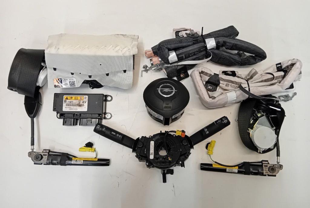 Airbag set Opel Adam, Auto-onderdelen, Dashboard en Schakelaars, Opel, Gebruikt, Herkomst onderdeel bekend, 12 maanden garantie