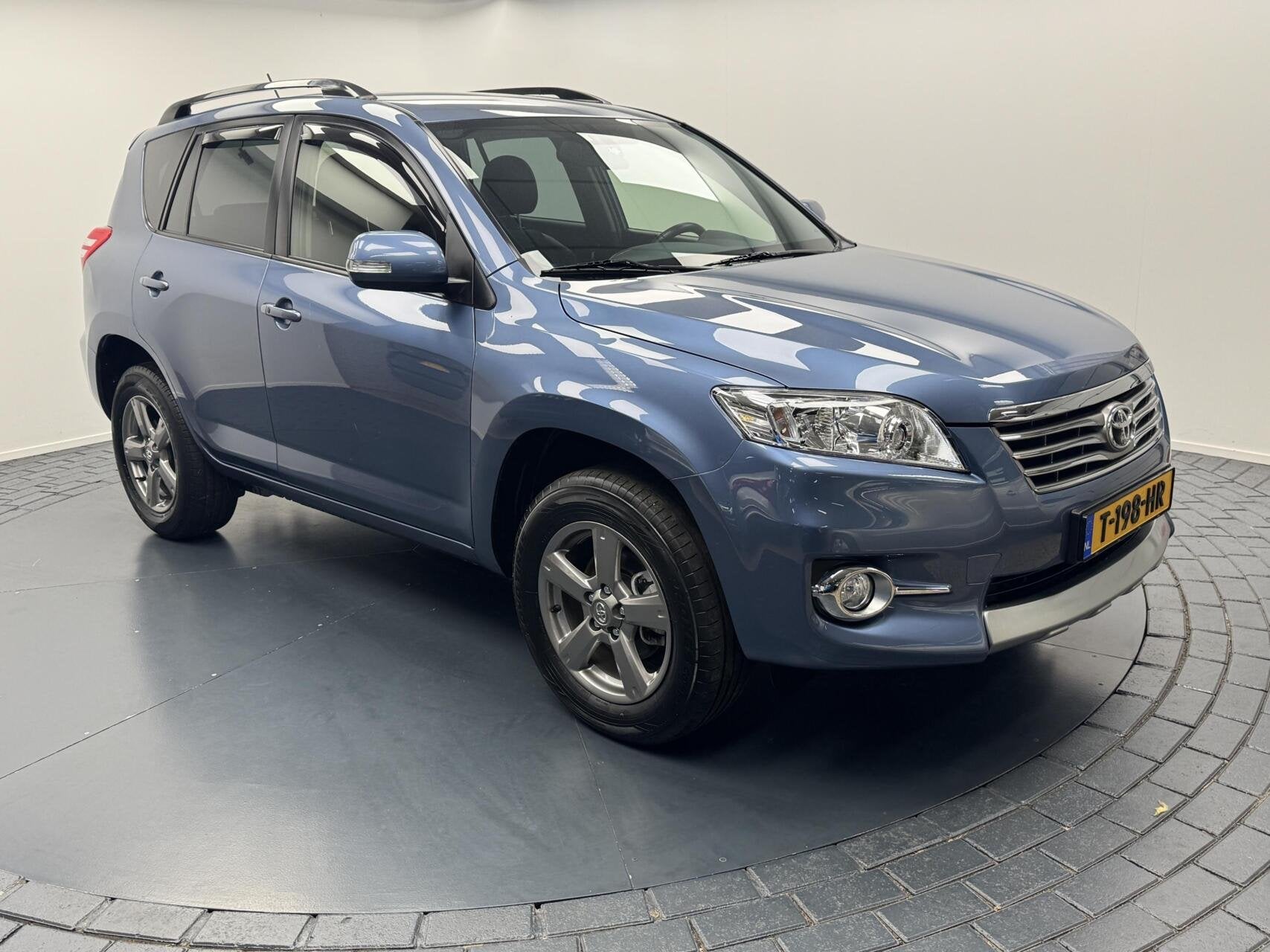 Foto 2 van Toyota RAV4 2.0 VVTi Automaat-Trekhaak-Cr.contr-Clima-Camera