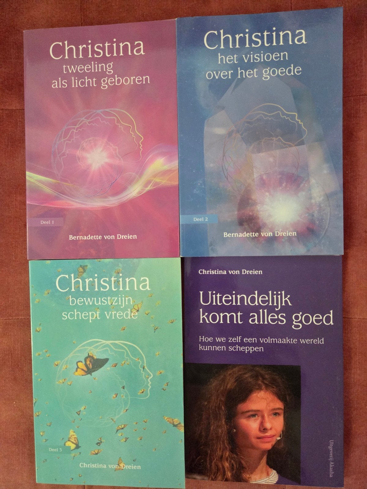 Christina Boekenreeks: Spiritualiteit & Bewustzijn (4 delen), Achtergrond en Informatie, Spiritualiteit algemeen, Bernadette von Dreien, Christina von Dreien