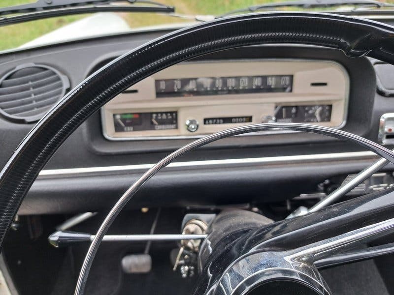 Peugeot 404 Super Luxe uit 1966, foto 6