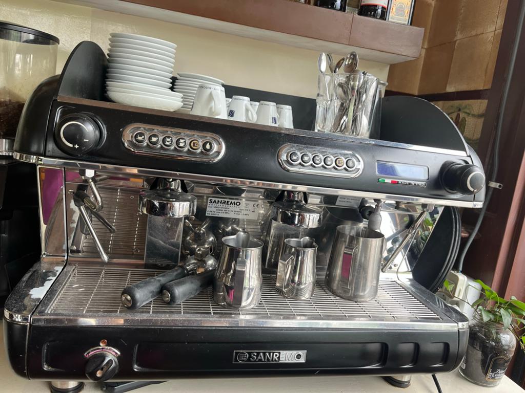 Professionele Sanremo Espresso Machine, Gemalen koffie, Gebruikt, Espresso apparaat, 10 kopjes of meer