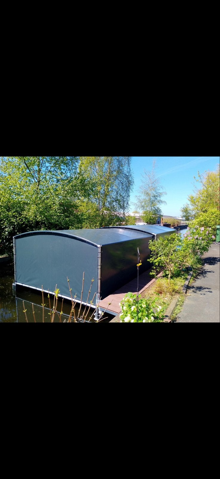 Foto 2 van Drijvende Bootoverkapping - 6m x 3m x 1.5m , Schuifbaar