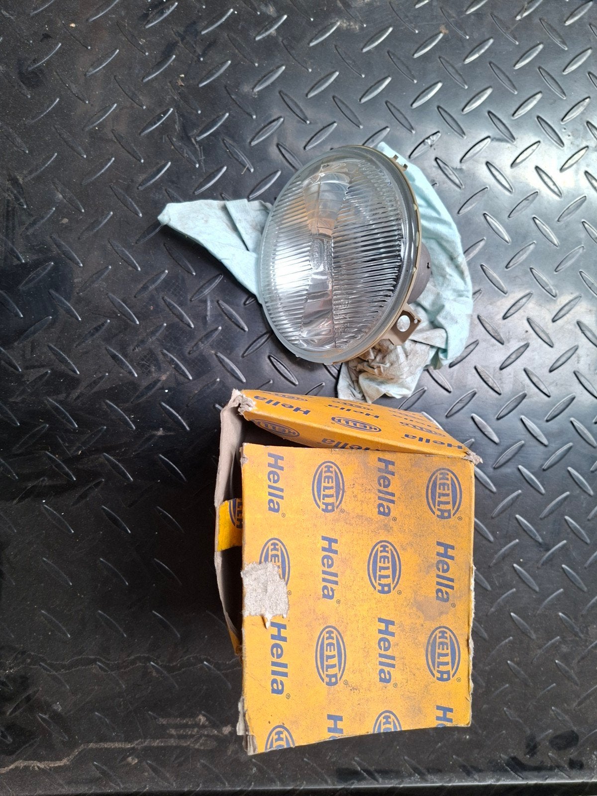 Hella Koplamp Rechts BMW 3-serie (1983-1987) Origin, Auto-onderdelen, Ophalen of Verzenden, Nieuw, BMW