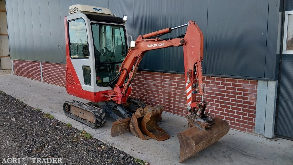 Takeuchi TB016 minigraver (bj2010) 3 bakken, Niet opgegeven, -, Niet opgegeven