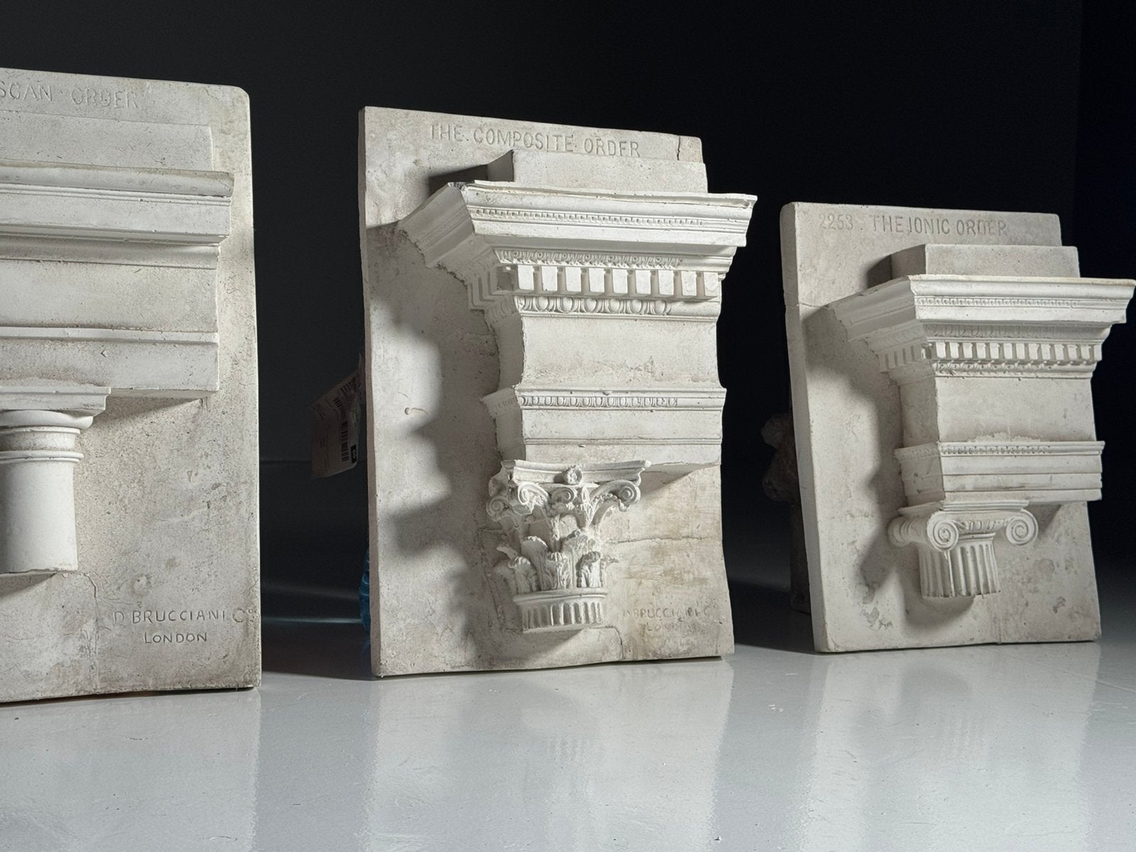 Set van 4 architectonishe ordes wanddecoratie, Ophalen of Verzenden, Zo goed als nieuw