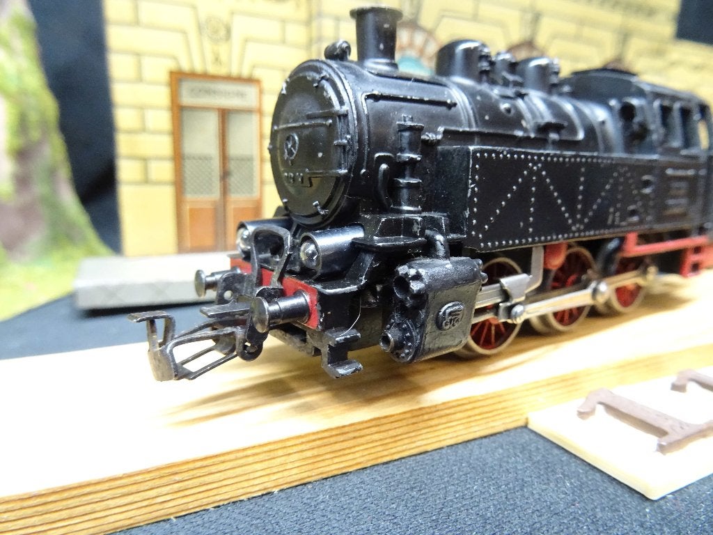 114=Marklin TM 800-3004 tender loc BR 80.       239, Wisselstroom, Gebruikt, Locomotief, Ophalen of Verzenden