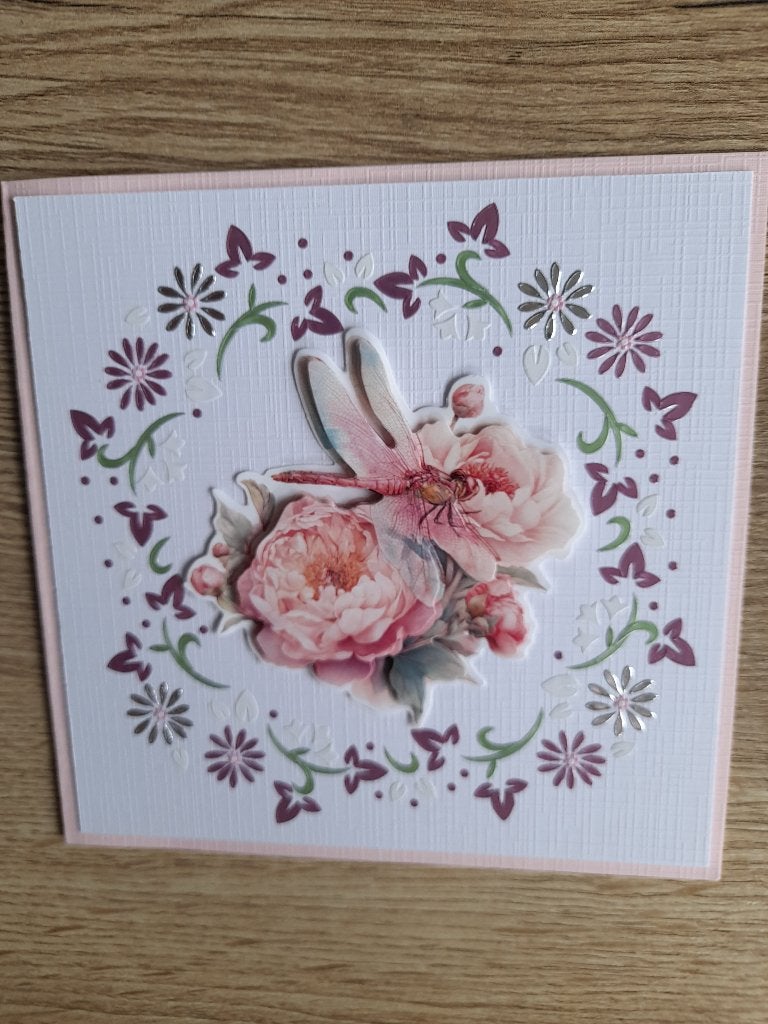 Handgemaakte Hobbydots wenskaart + envelop, Hobby en Vrije tijd, Kaarten | Zelfgemaakt, Verzenden, Nieuw, Overige thema's