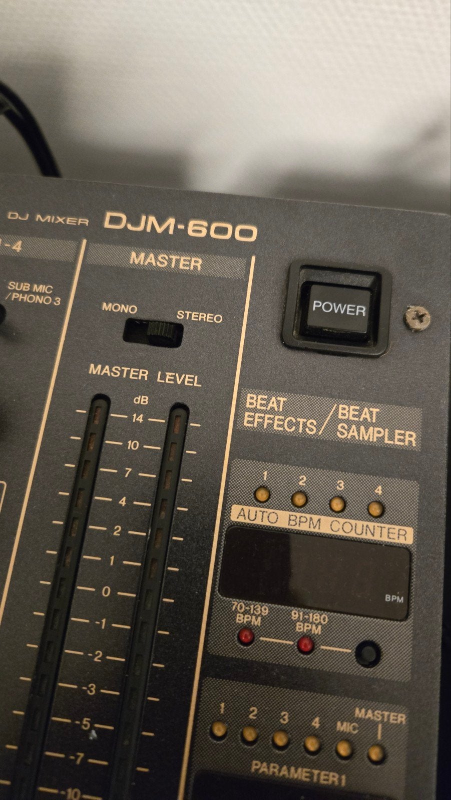 Foto 6 van Complete DJ-set: Reloop RP7000MK2,Pioneer DJM-600, KRK Rokit