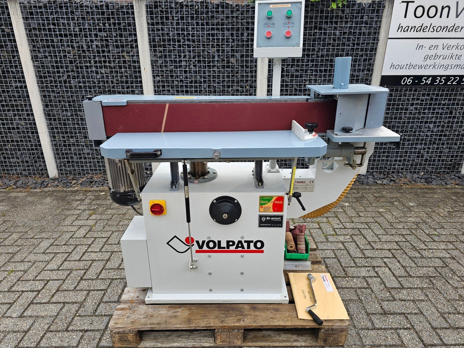 kantenschuurmachine Volpato Oscilerende band Nieuwstraat, Ophalen, Zo goed als nieuw, 1200 watt of meer, Bandschuurmachine