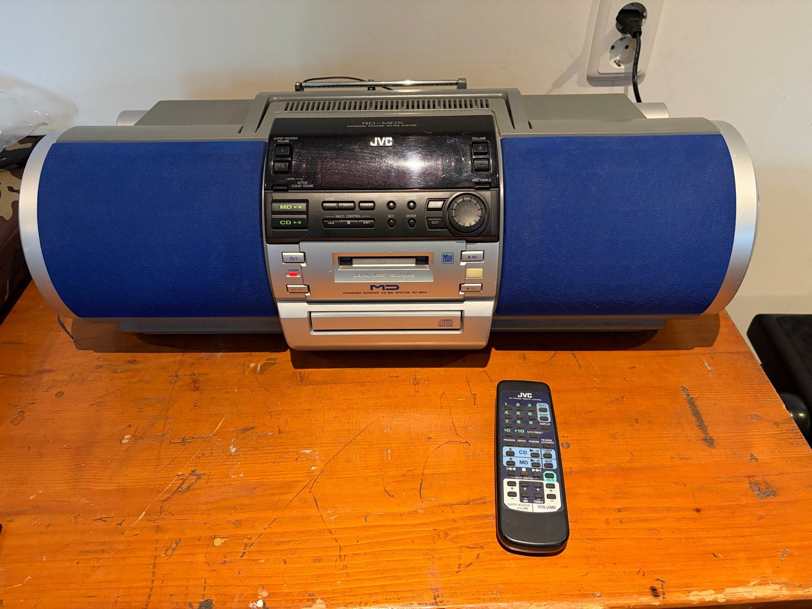 JVC RD-MD5 Powered Woofer CD-MD Systeem met Afstandsbedienin, Ophalen, Gebruikt, JVC, Draagbaar