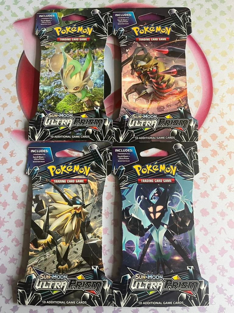 Pokémon Ultra Prism- Sleeved Artset, Hobby en Vrije tijd, Verzamelkaartspellen | Pokémon, Ophalen of Verzenden, Nieuw, Booster