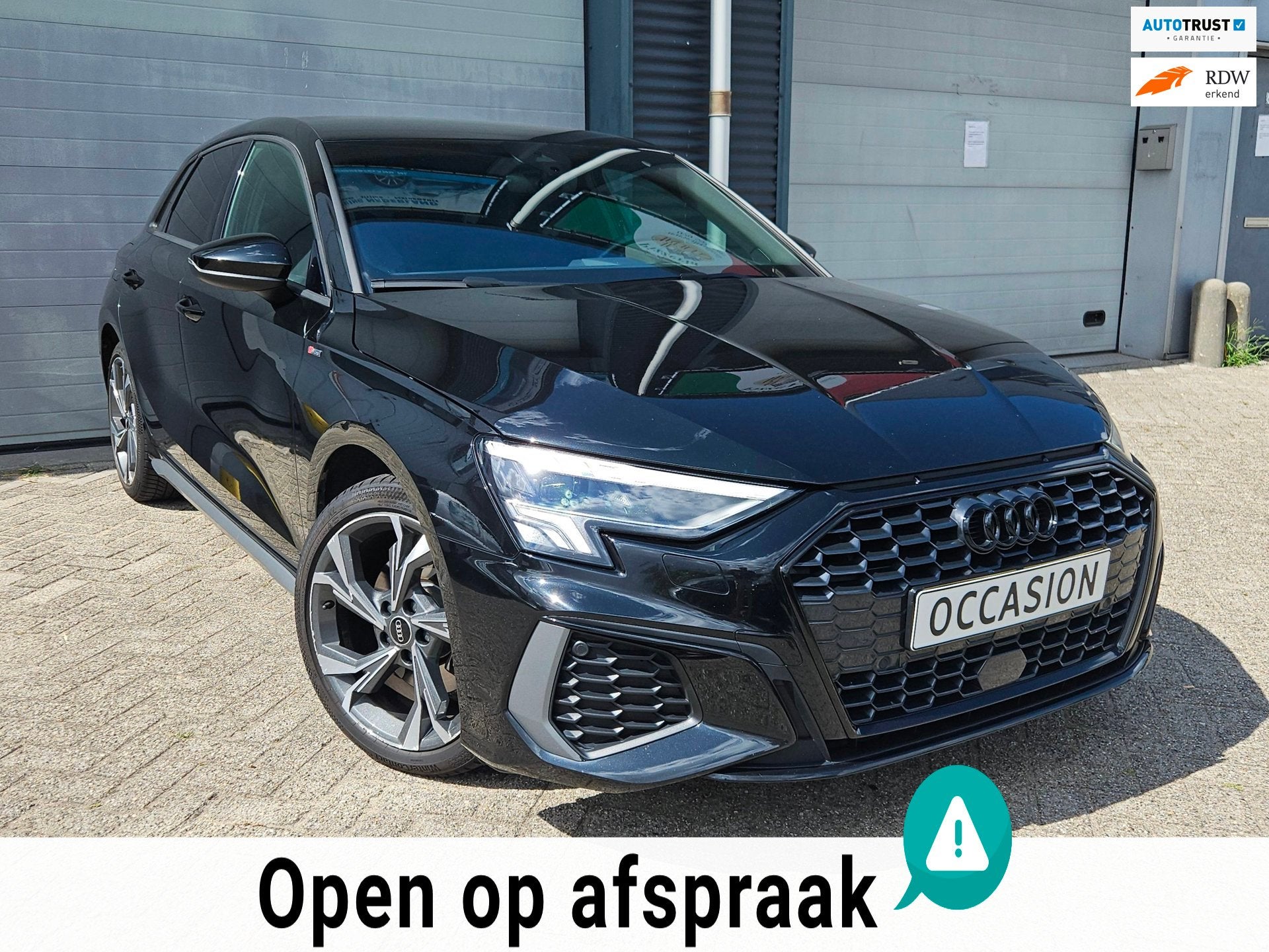 Audi A3 Sportback 40 TFSI-e 3x S-line Keyless Matrix Memory, Euro 6, 4 cilinders, Zwart, Hybride Elektrisch/Benzine