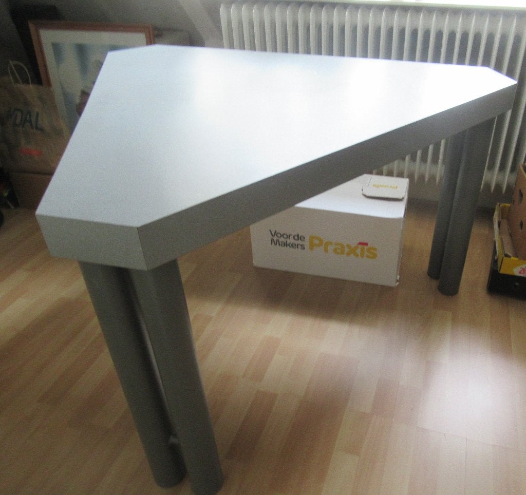 6 kantige tafel en 4 stoelen kleur grijs, Ophalen, Gebruikt, Overige materialen, Vier personen