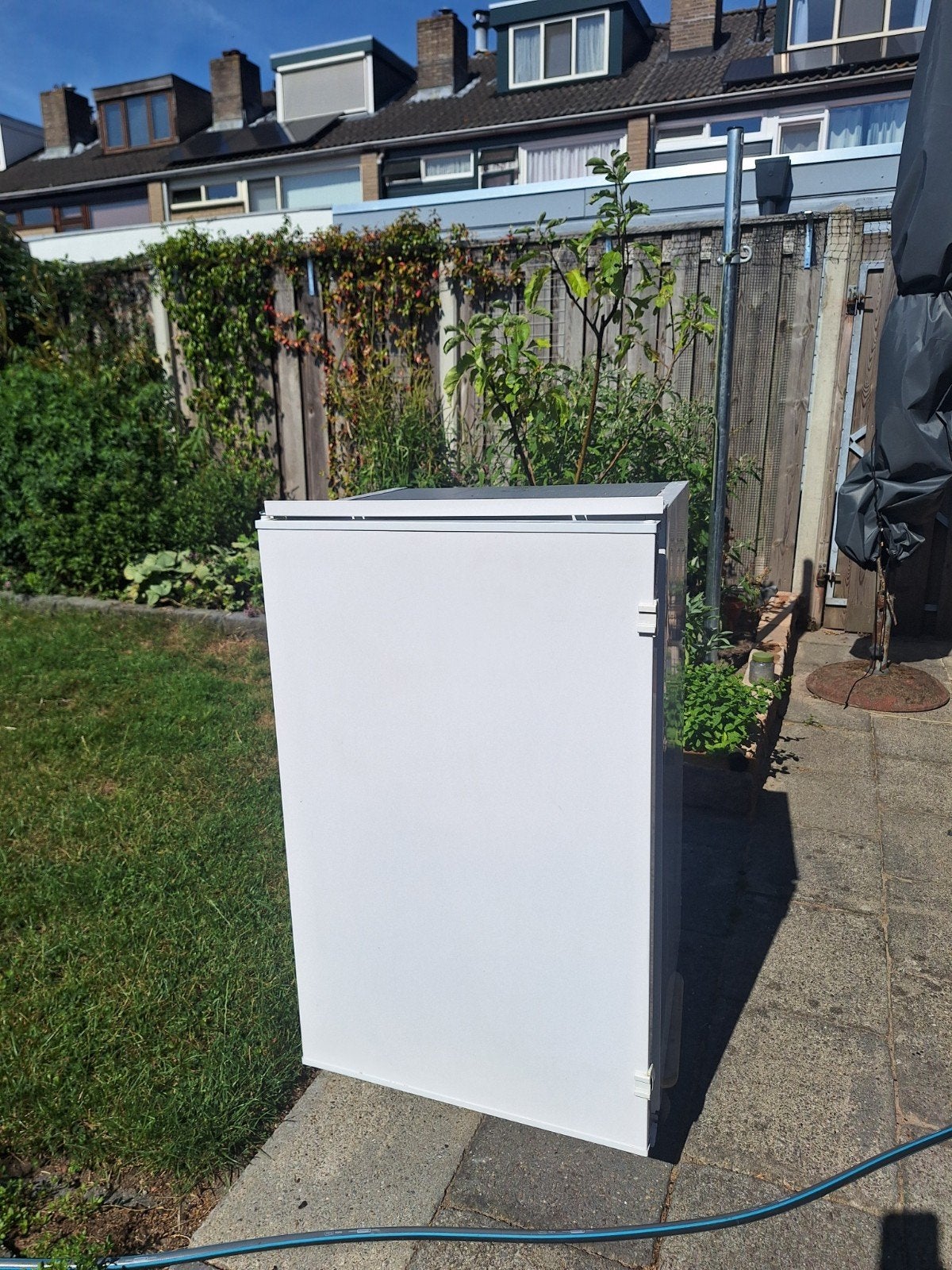 whirlpool inbouw koelkast 2015 (temp komt niet onder 10C), Witgoed en Apparatuur, Koelkasten en IJskasten, Zonder vriesvak, 200 liter of meer