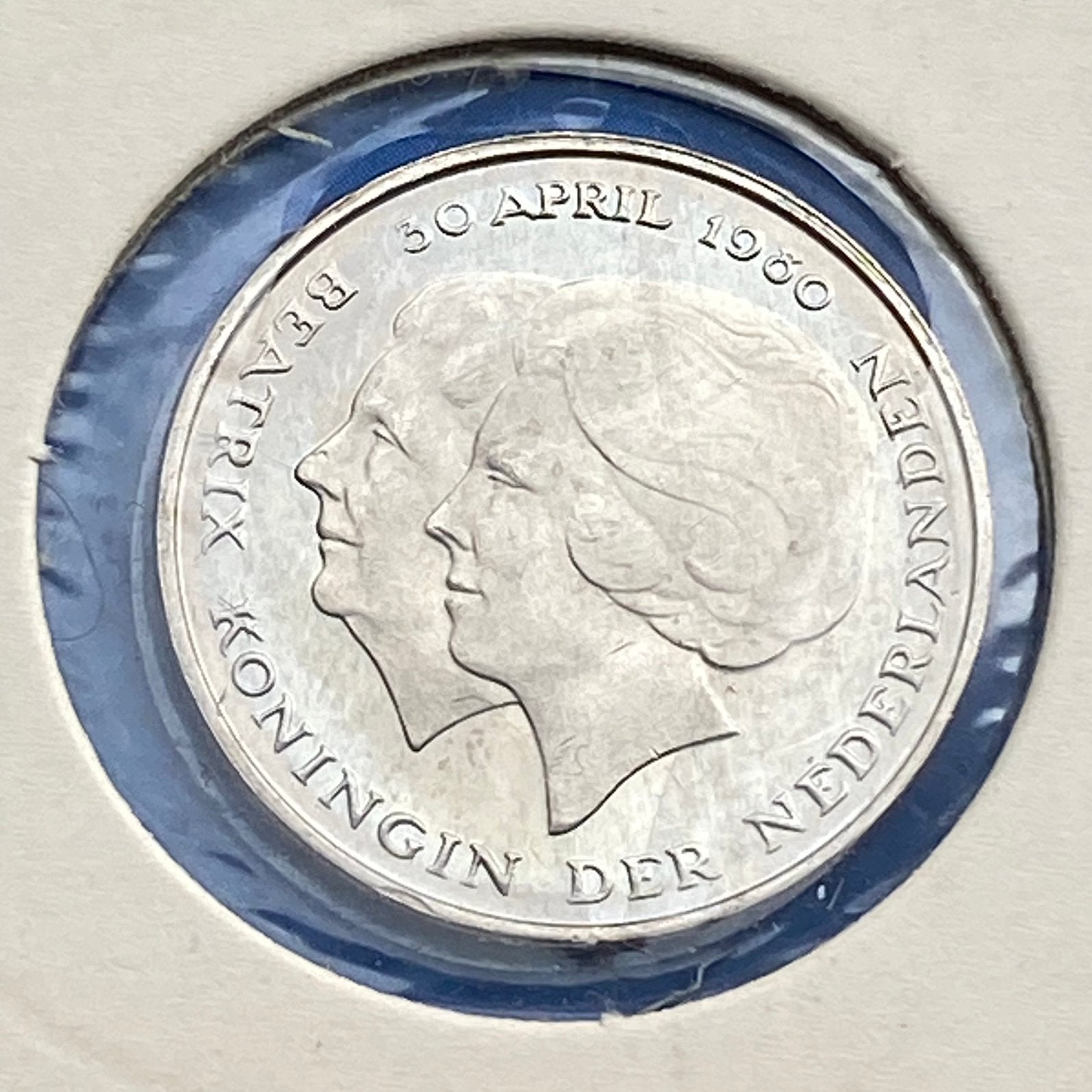1 Gulden Dubbele kop uit 1980 Juliana / Beatrix, Postzegels en Munten, Munten | Nederland, Verzenden, Koningin Juliana, 1 gulden