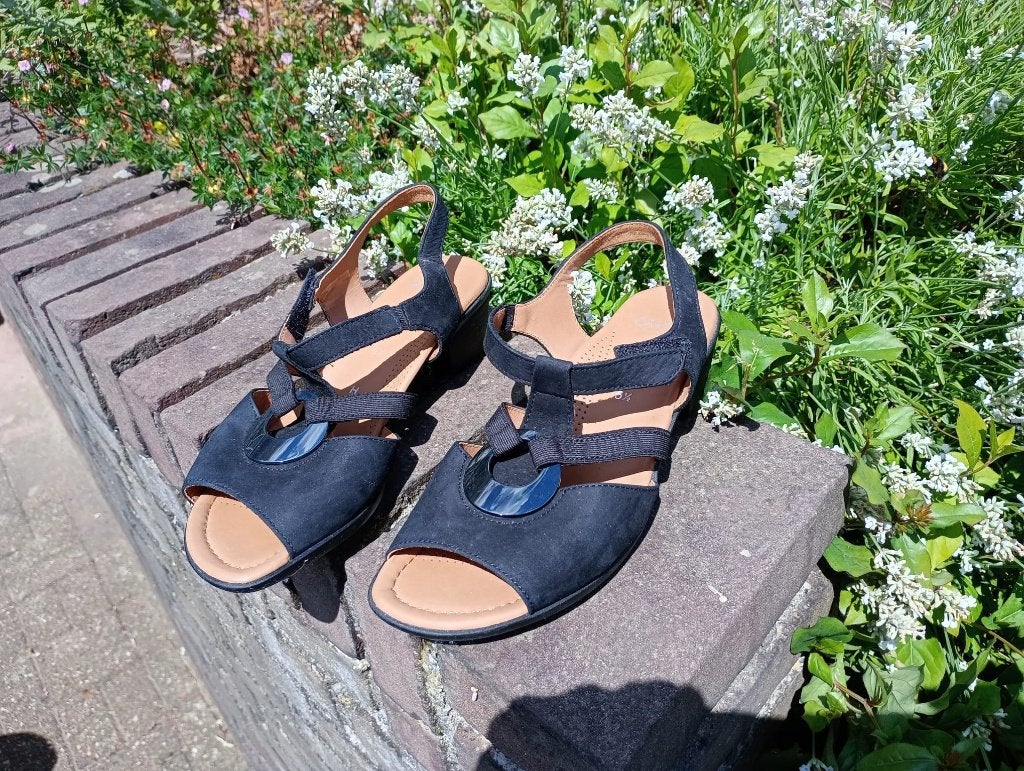 schoenen, Kleding | Dames, Schoenen, Zwart, Zo goed als nieuw, Sandalen of Muiltjes, Ophalen of Verzenden