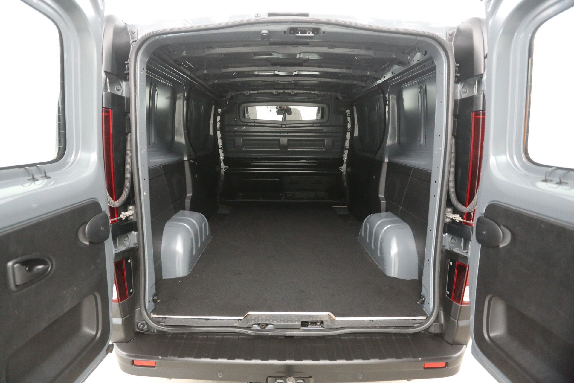 Nissan Primastar 2.0 dCi L1H1 Acenta | Marge | Airco | Cruis, Auto's, Gebruikt, Euro 6, 4 cilinders, 2000 kg
