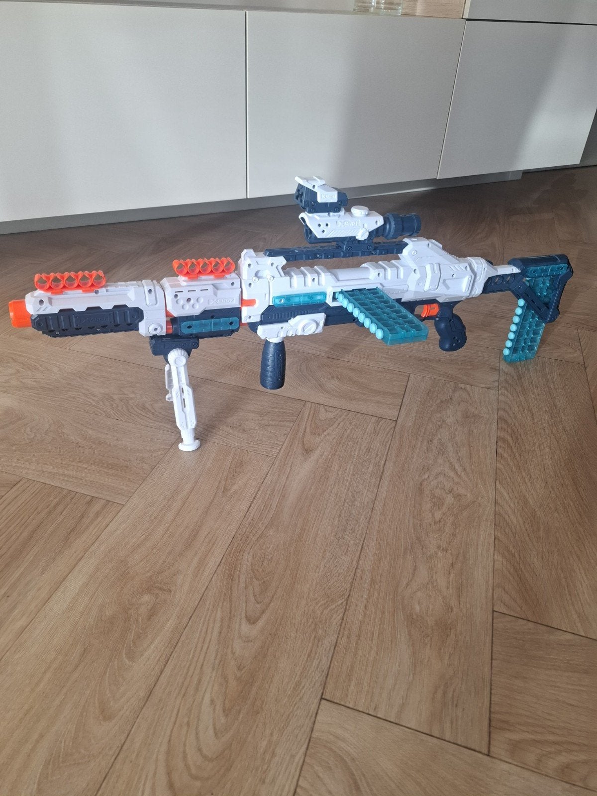 Nerf pistolen., Ophalen