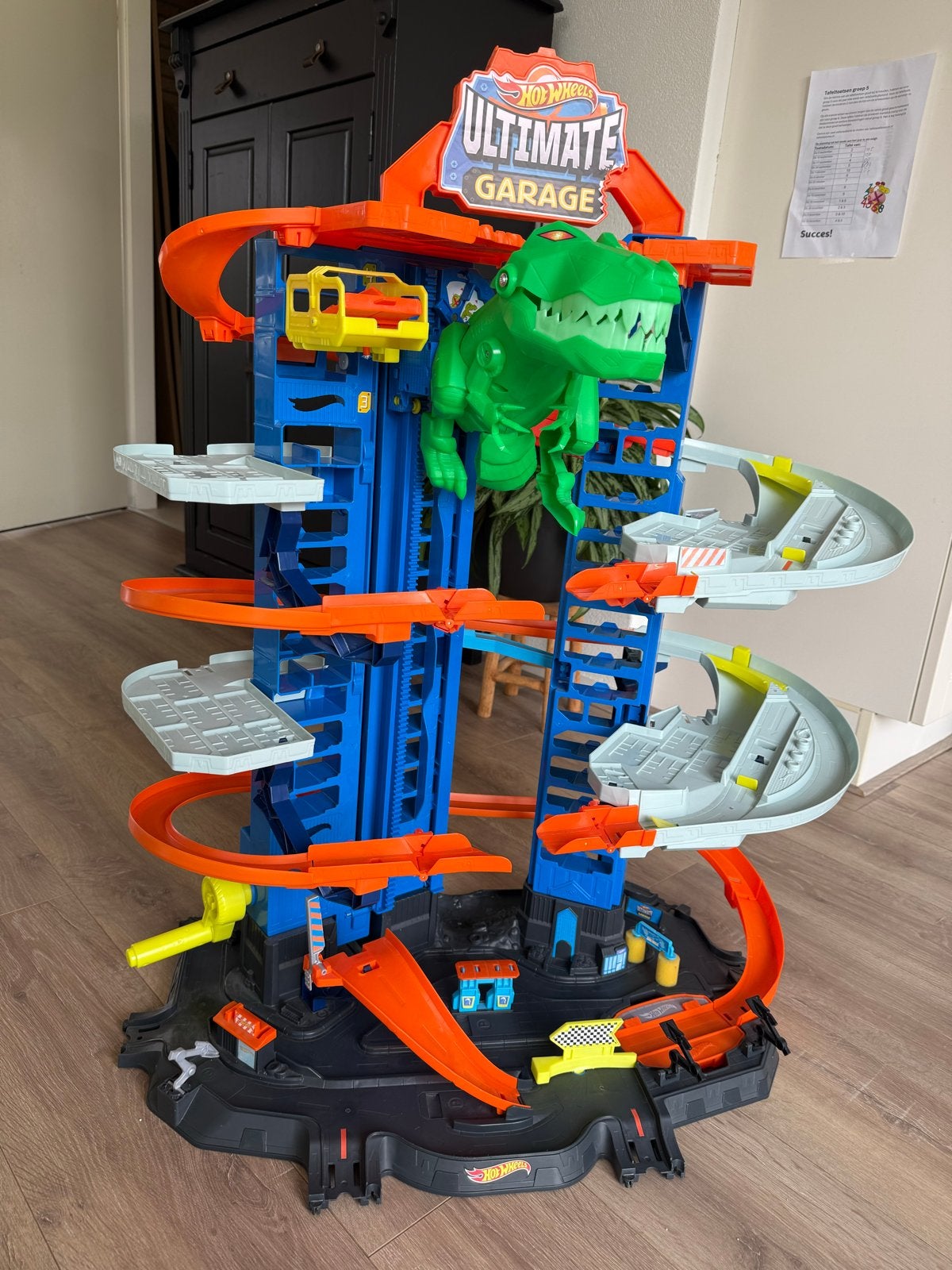 Hot Wheels Ultimate Garage - Zo goed als nieuw, Ophalen, Zo goed als nieuw