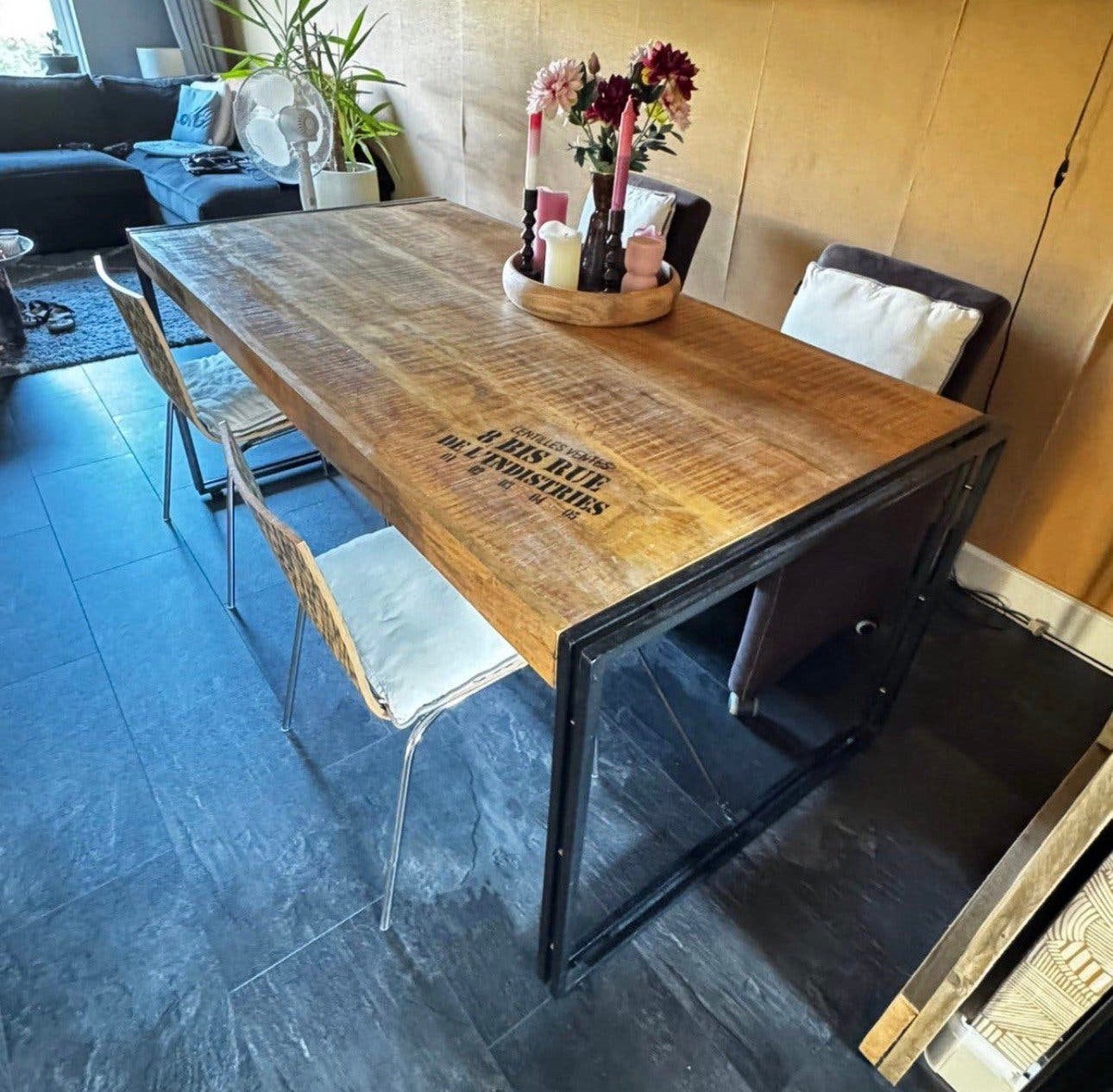 tafel mango industrieel, Huis en Inrichting, Ophalen of Verzenden, Zo goed als nieuw, Rechthoekig, 50 tot 100 cm