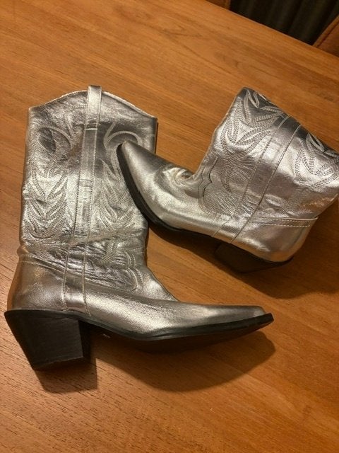 COWBOYLAARZEN ZARA, ZILVER, MT 38, ZGAN, NU 50,00, Overige kleuren, Zara, Ophalen of Verzenden, Zo goed als nieuw