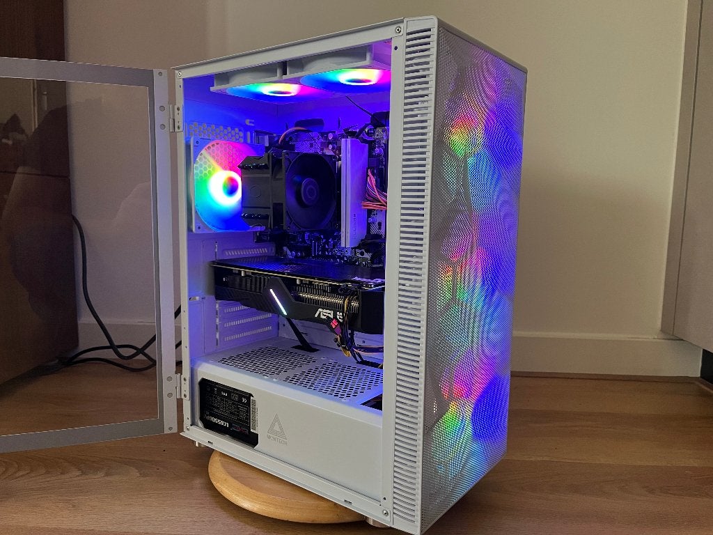 Garantie! ~ Game pc Ryzen 5, Rx 5600 XT, 16GB RAM, 500GB SSD, Computers en Software, Halderhof 16, 6721 XR BENNEKOM, Zelf gebouwde pc