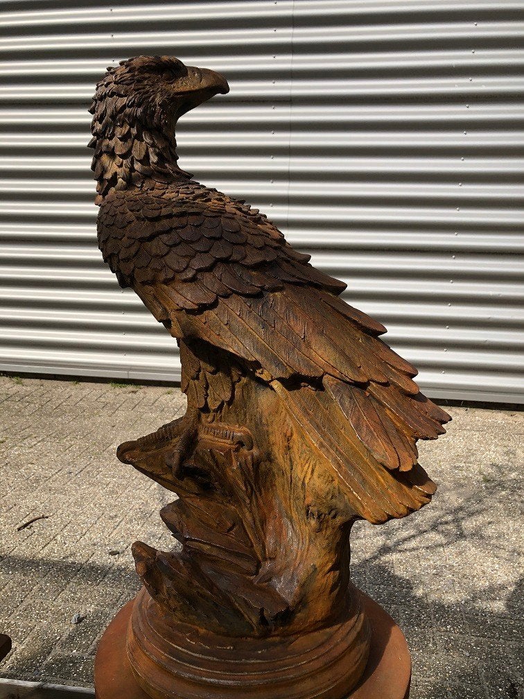 Gedetailleerd sculptuur van een adelaar zittend op een rots, ., Nieuw, Ophalen of Verzenden, .