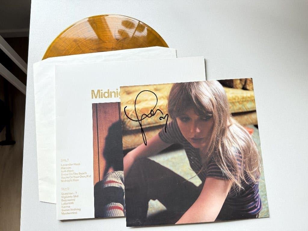 Taylor Swift Midnights SIGNED (Mahagony) vinyl, LP, Beschermende buitenhoes, Pop, Ophalen of Verzenden