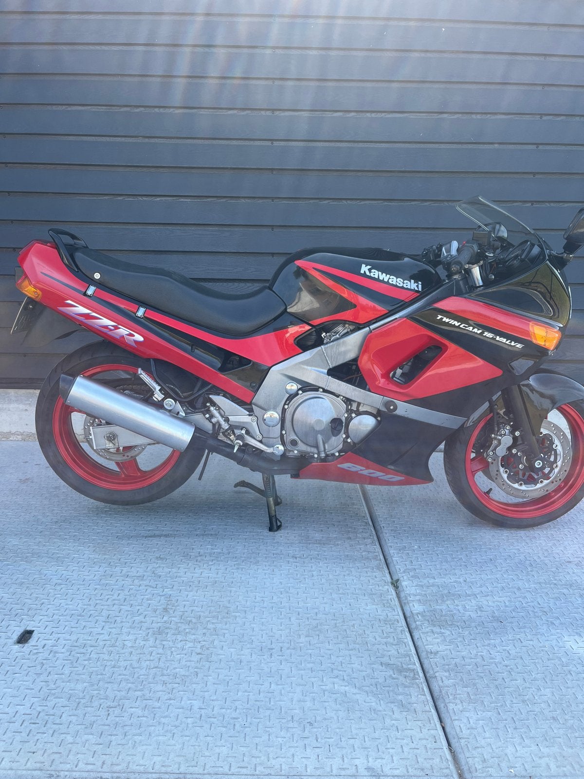 Kawasaki ZZR 600 - Twin cam 16-valve, Motoren, Motoren | Kawasaki, Occasion, Handgeschakeld, Sport, Particulier