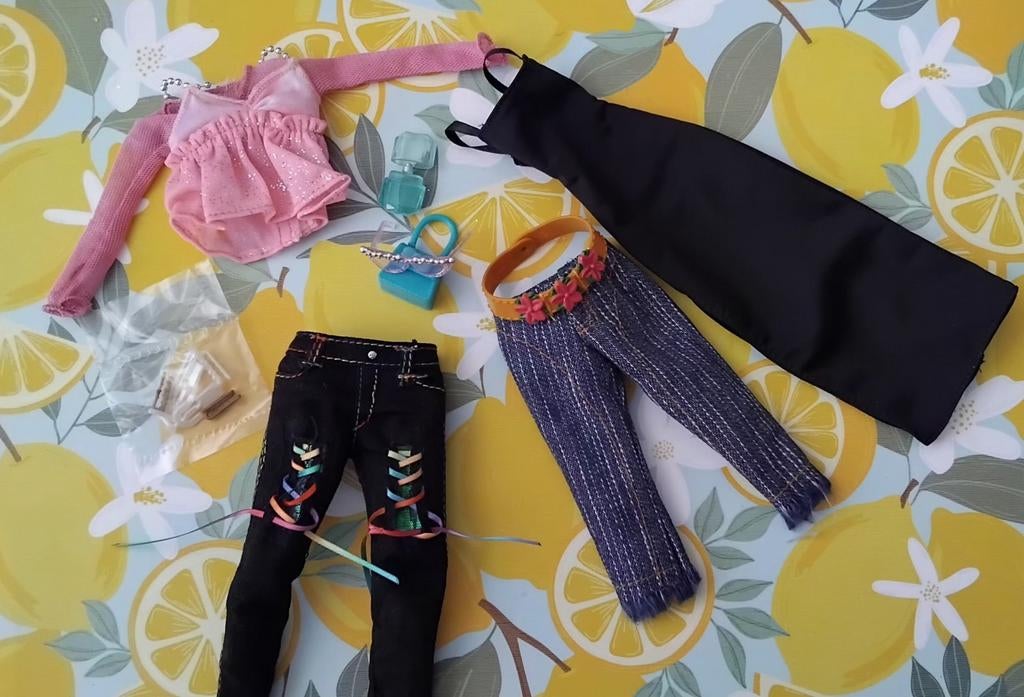 Barbie Fashion en accessoires lotje, Verzamelen, Poppen, Ophalen of Verzenden