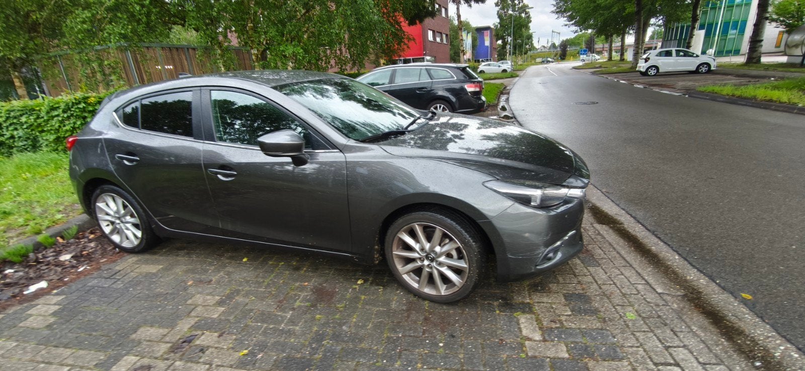 Mazda 3 Skyactiv-g 120 pk 2018 Grijs lederen bekleding, Auto's, Mazda, Particulier, Benzine, C, Hatchback, Handgeschakeld, Origineel Nederlands
