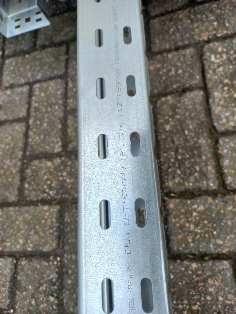Foto 3 van Stalen kabelgoot 200 mm – 12x 3 meter + 5 deksels