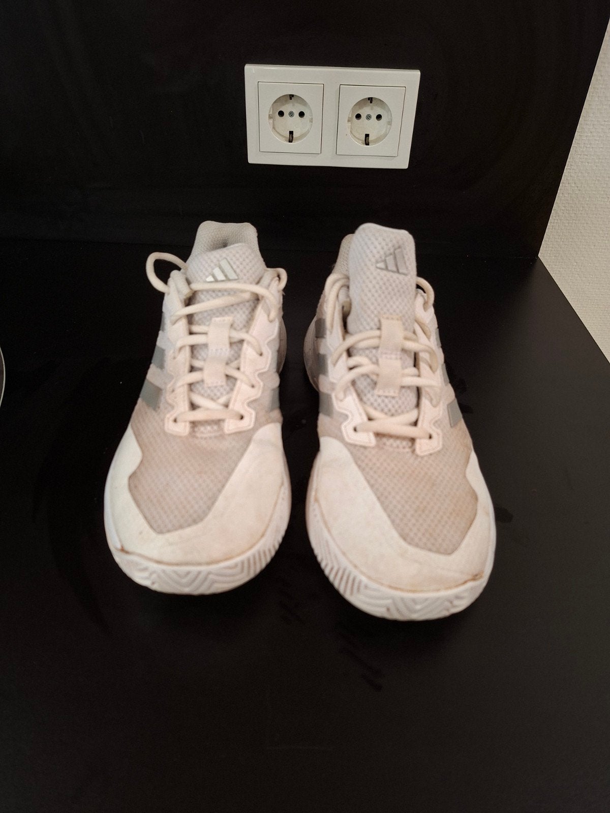 adidas tennisschoenen maat 38, Sport en Fitness, Tennis, Adidas, L00, Schoenen, Ophalen of Verzenden