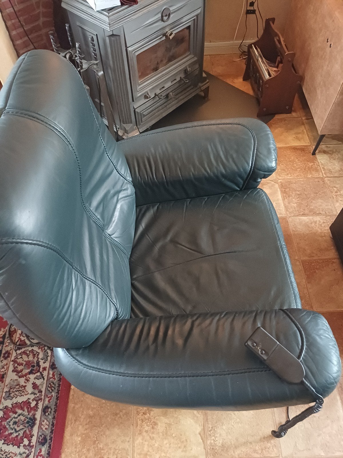 Comfortabele leren relaxfauteuil met stroomkabel, Ophalen, Gebruikt, Zwart, Leer