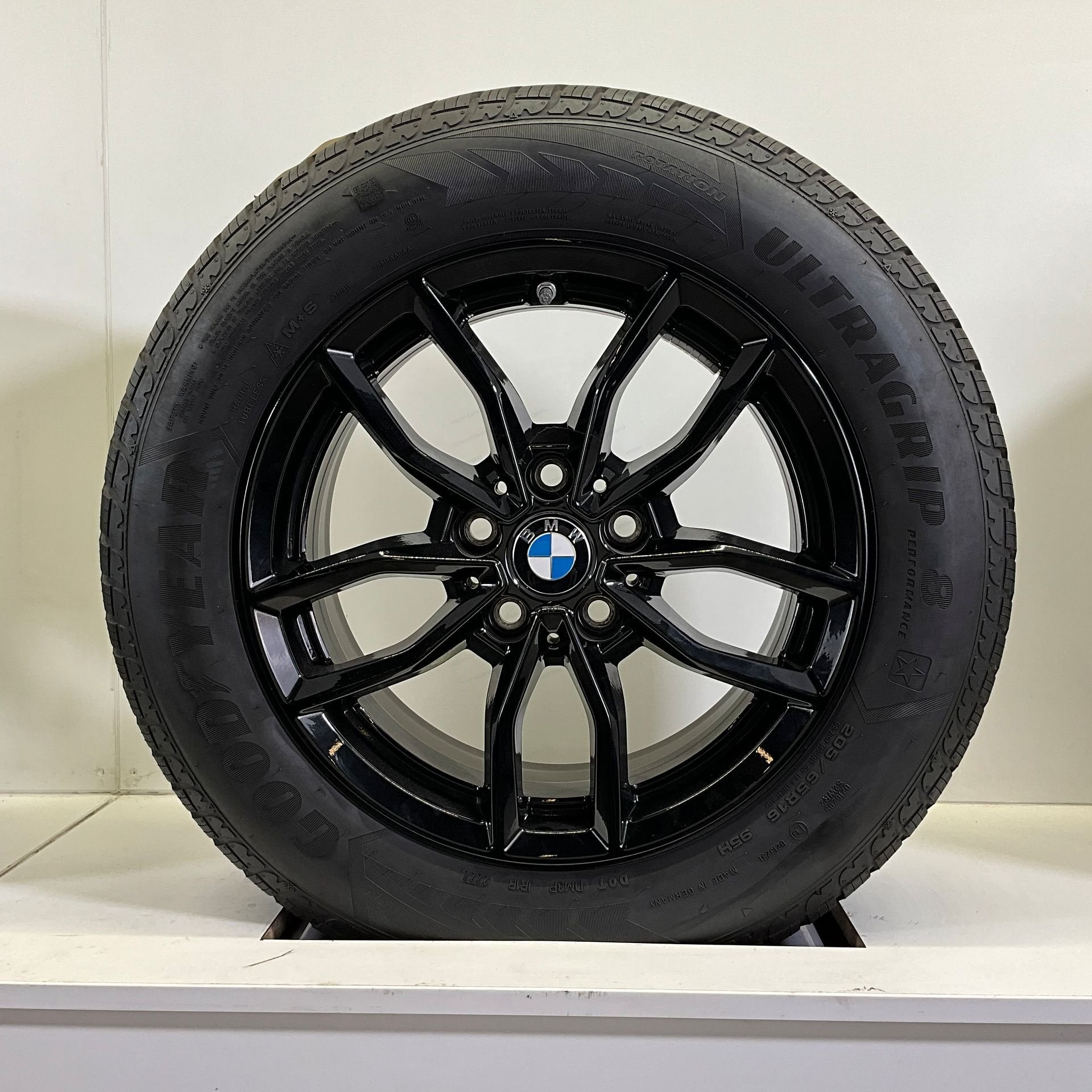BMW 2 SERIE U06 SET VELGEN + WINTERBANDEN 16 INCH 840, Auto-onderdelen, Banden en Velgen, Gebruikt, -, Banden en Velgen, -