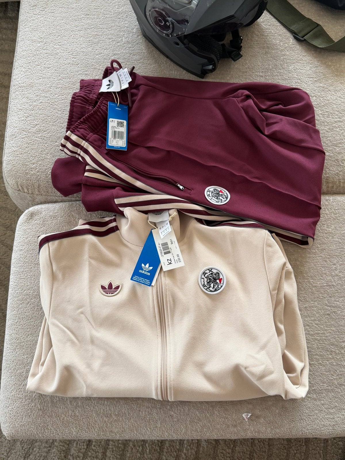 Adidas Ajax Originals Trainingspak Maat M - Nieuw met labels, Beige, Nieuw, Overige maten, Ophalen of Verzenden