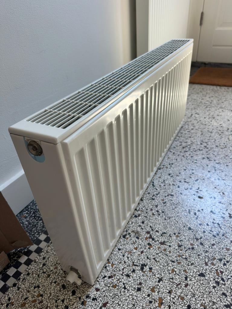 Radiator 90,5x40,5x10, Ophalen, Radiator, Zo goed als nieuw, 60 tot 150 cm