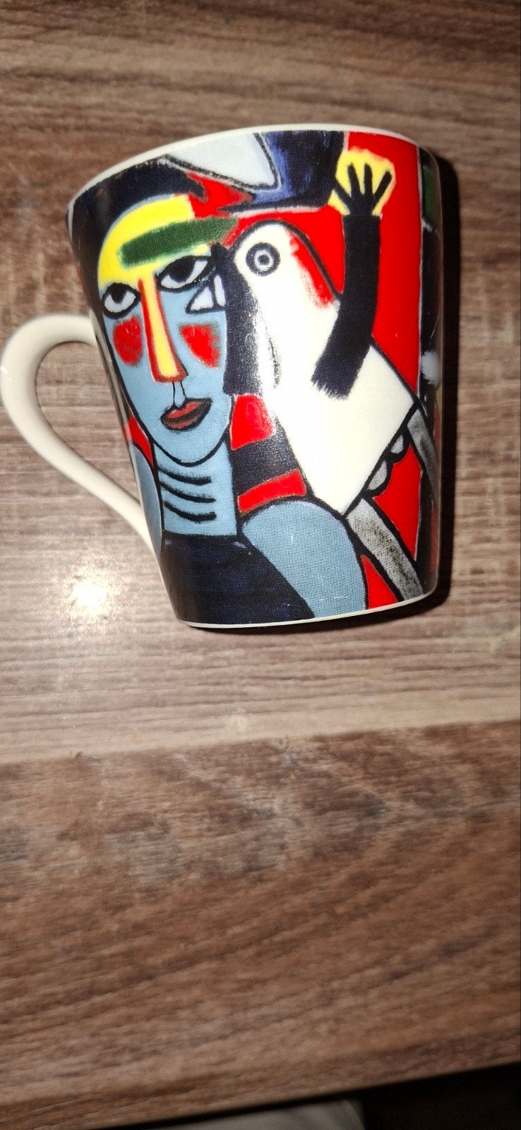 Corneille mok met kleurrijk kunstwerk, Gebruikt, Meerkleurig, Ophalen of Verzenden, Modern