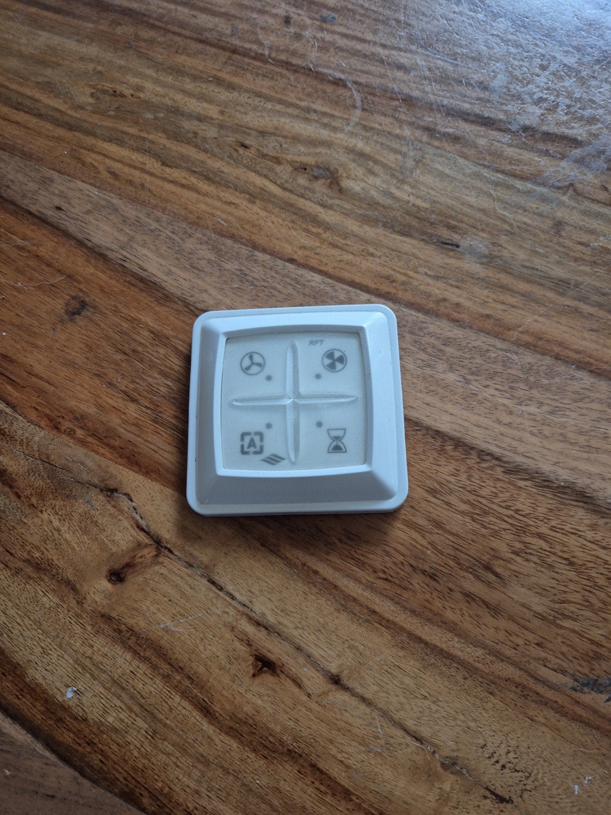 RFT Afstandsbediening voor Itho mv box, Doe-het-zelf en Verbouw, Ophalen of Verzenden, Gebruikt, Ventilator en Afzuiger